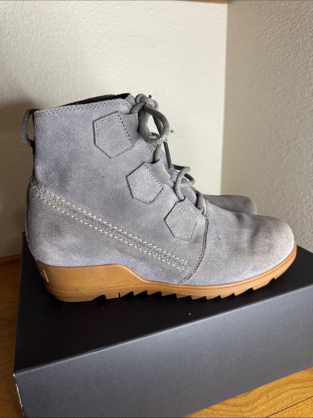 Sorel Gray Suede Lace-Up Ankle Boots with Tan Sole
